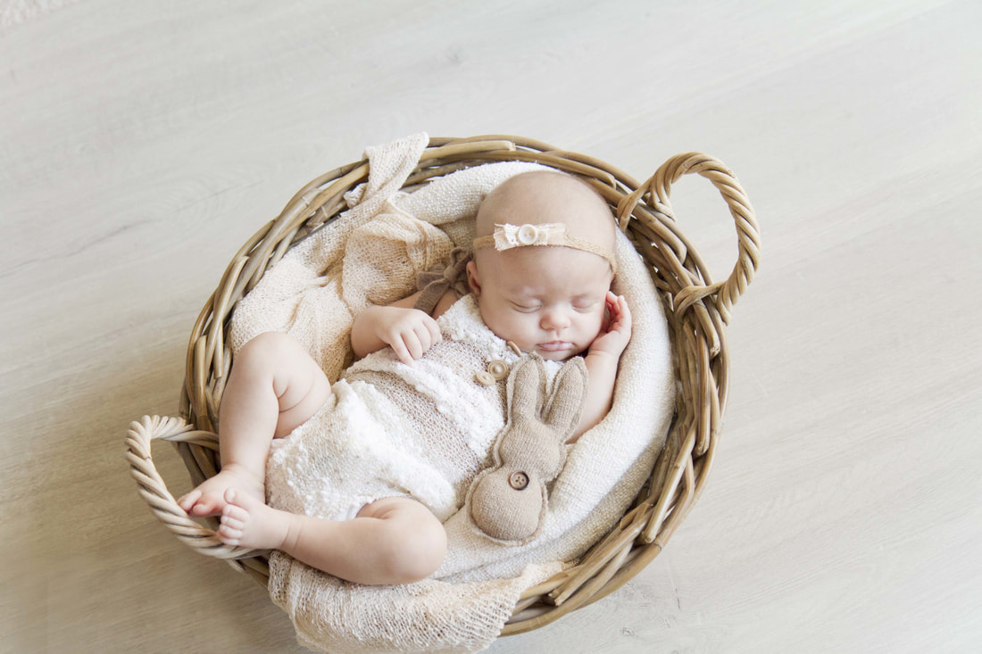6 week baby photography session